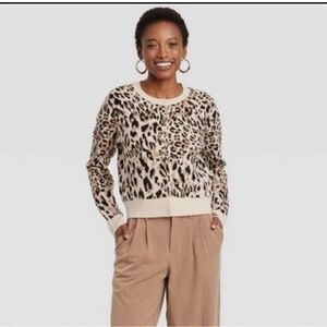 A new day Leopard Print Women's Sweater size Large
